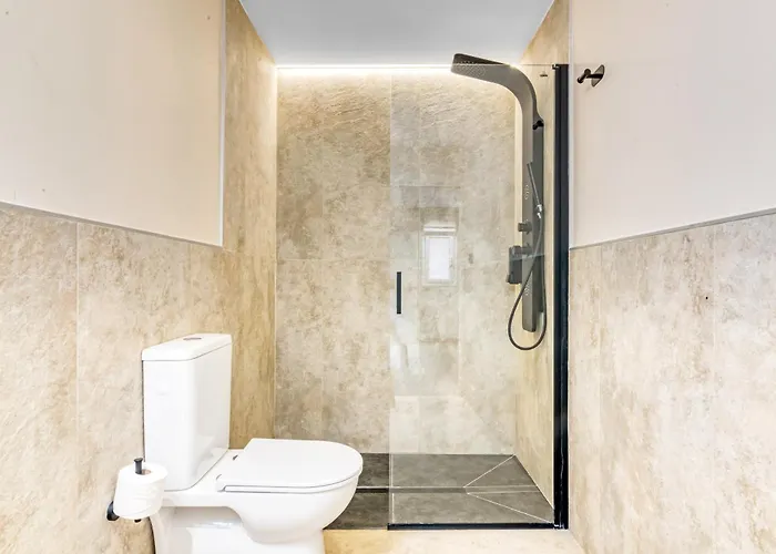 City Suites *